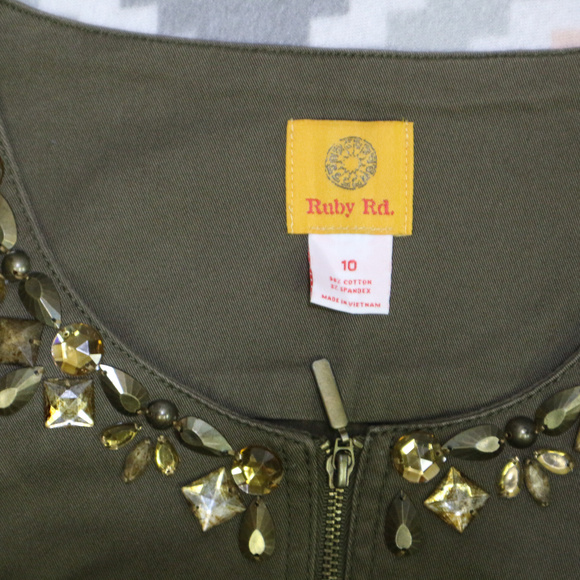 Like New RUBY RD Olive Jewel Neck Zip Denim Jacket - Picture 4 of 5